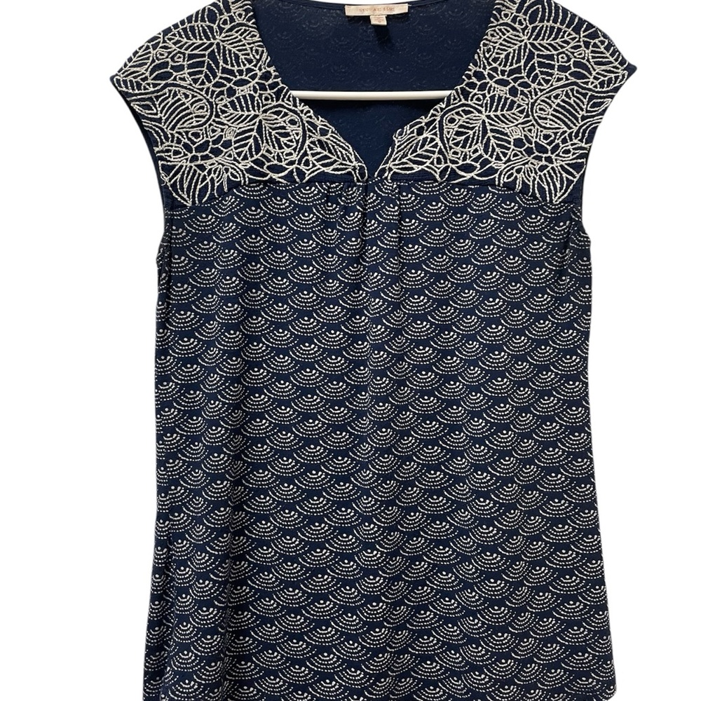 Skies are Blue Navy and White Women's Sleeveless Top, S